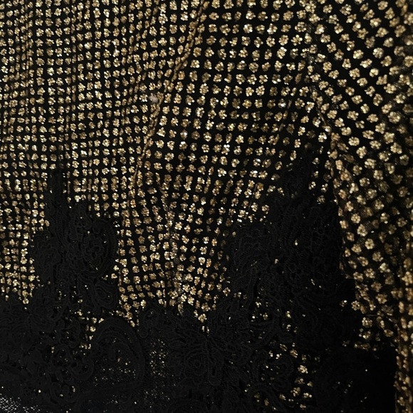 Elegant Black and Gold glitter Women's Crop top - Picture 3 of 7